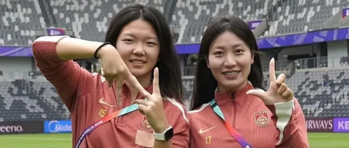 辽宁女足双子星 亮相亚洲杯赛场