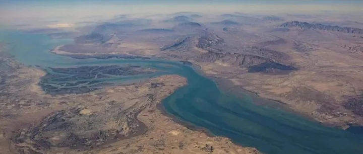 1000多艘<em>船舶</em>遭到电子战攻击，保险公司取消<em>船舶</em>的保单并提高保费