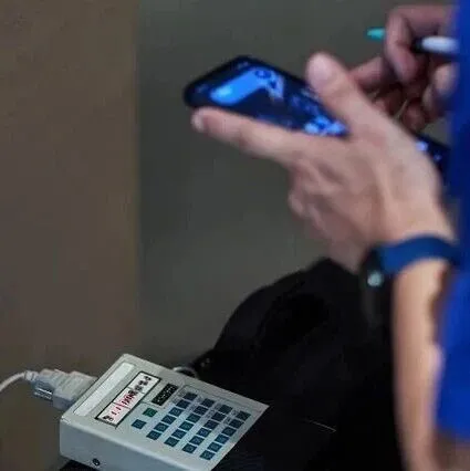 锐评 | “纸面维保”埋下电梯安全隐患！“三分造七分养”为何成了“三分骗七分瞒”？