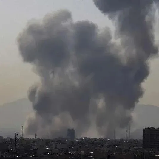 伊朗民航组织：全境领空无限期关闭，取消航班并退款