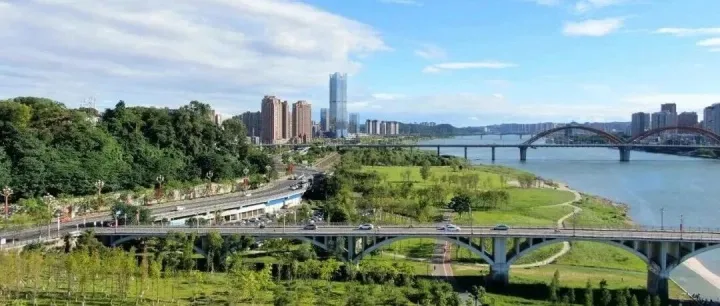 <em>南充</em>多个小区物业费降价！