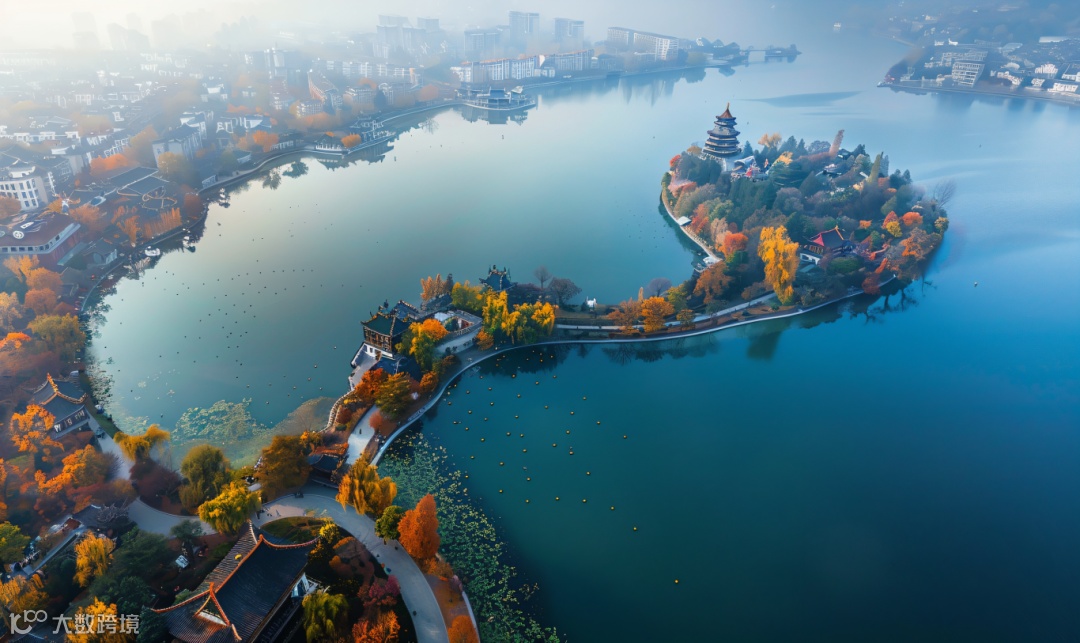 千库网_鸟瞰济南大明湖_摄影图编号20619615.png