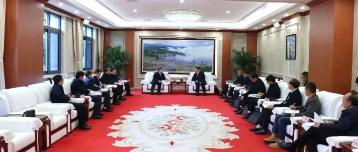 【今日关注】云铝股份与<em>红河</em>州委、州政府举行工作会谈