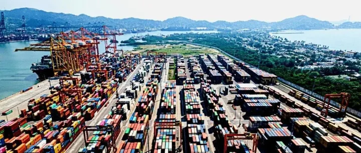 墨西哥港口吞吐量大涨 8.8%，推动电商市场再上新台阶！