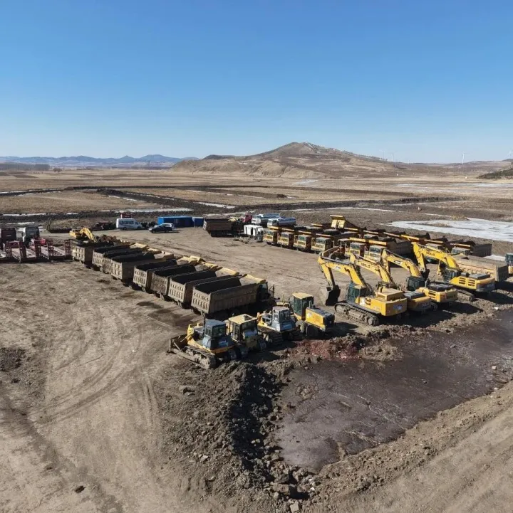 <em>兴安</em>水库清淤工程全面复工复产 干地清淤按下“加速键”