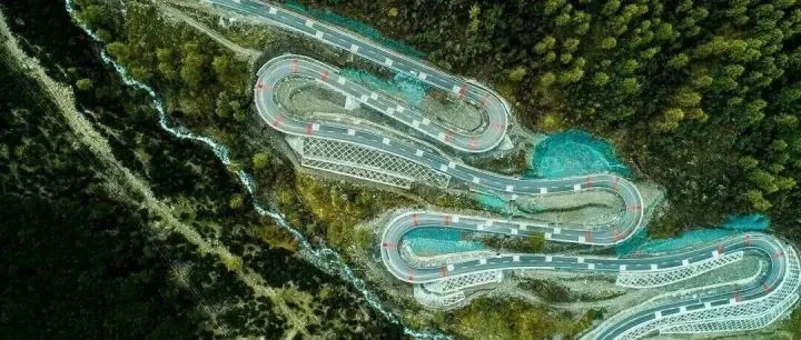 韩寒说：<em>甘孜</em>太美，被深深震撼！