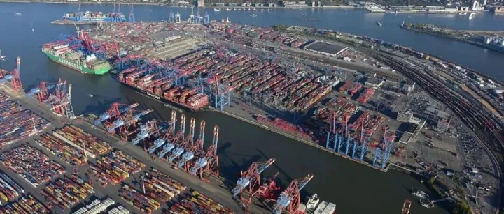 中国港口再不布局这项业务，就晚了丨港口圈