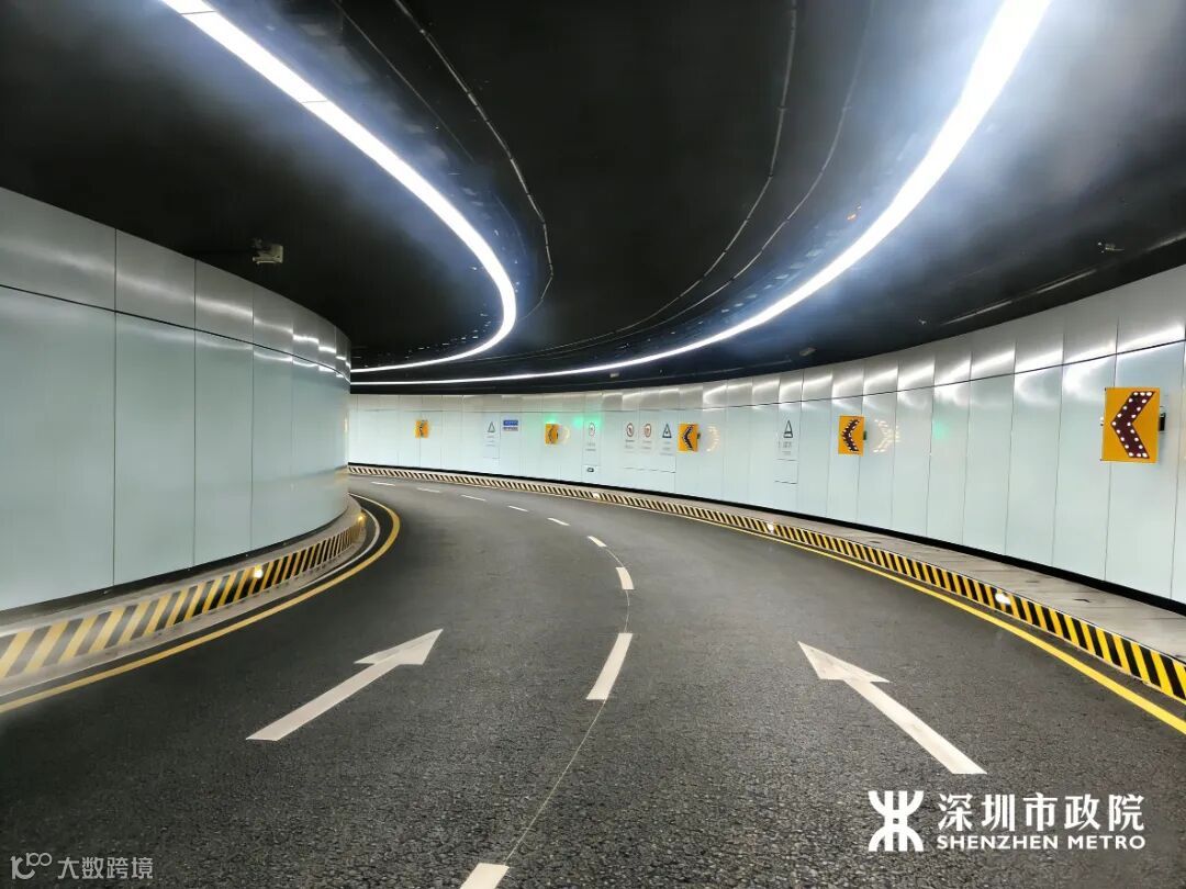 2-3 前湾南地下环路实景图.jpg