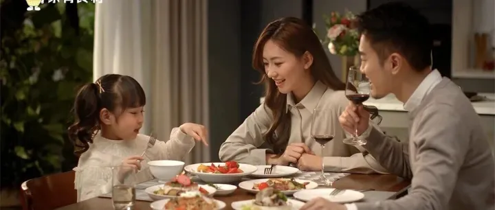 從源頭到餐桌，安心看得見：重拾兒時那口知根知底的味。