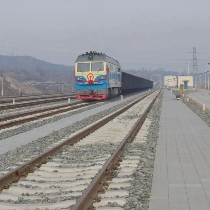 <em>承德</em>热电铁路专用线正式通车