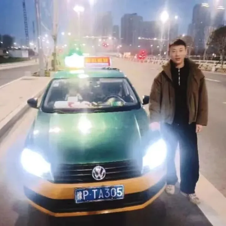 周口的哥闖紅燈疾馳送醫(yī) 為生命開(kāi)辟綠色通道