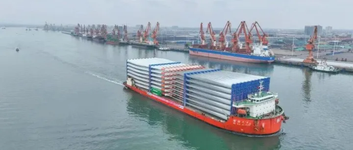 单船装载147支！北部湾港钦州码头风电叶片装载量再刷国内纪录