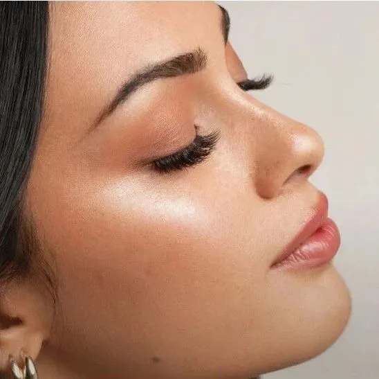 独立站优秀案例分析：假睫毛品牌如何降低新手选择焦虑？