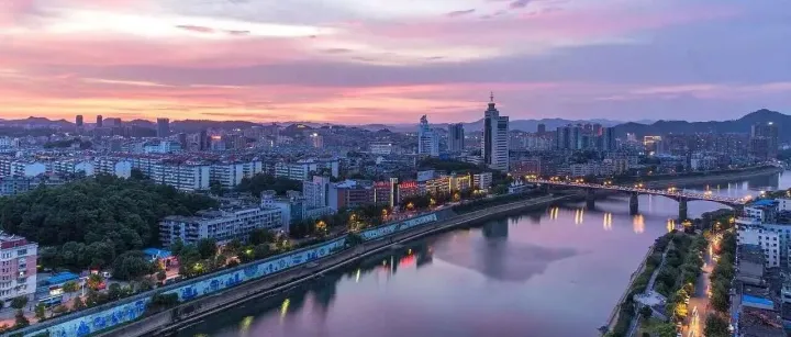 景德鎮(zhèn)產(chǎn)業(yè)帶（下）：不止陶瓷！景德鎮(zhèn)特色產(chǎn)業(yè)帶，跨境出海多點開花（贛商出海）