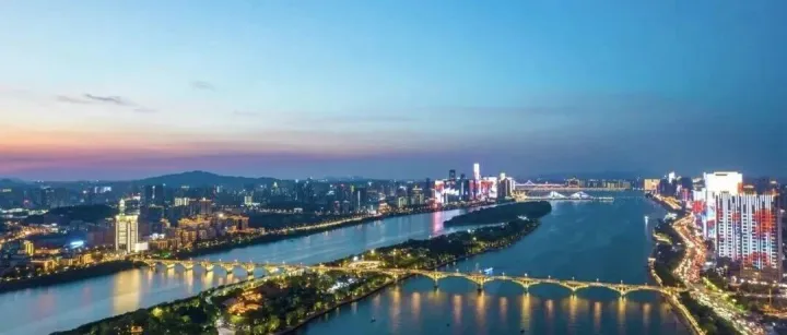 超级交易员论坛 · 长沙