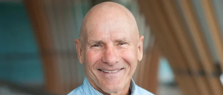 RISC之父向AI芯片泼冷水：AI推理不需要更强的GPU，需要另一种硬件