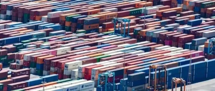 中东战火波及东南亚：新加坡、丹戎帕拉帕斯港拥堵加剧，船期延误最高7天