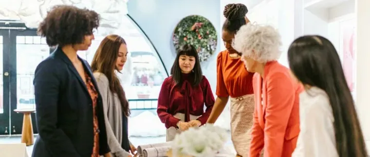 2025年服裝行業(yè)女性領(lǐng)導(dǎo)力發(fā)展報告