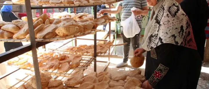 油漲價、面包限價……伊朗打仗，埃及的經(jīng)濟還能“扛住”嗎？