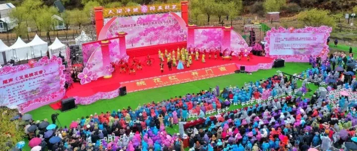 創(chuàng)作 | <em>林芝</em>桃花節(jié)“點(diǎn)亮”30期美麗中國攝影培訓(xùn)班