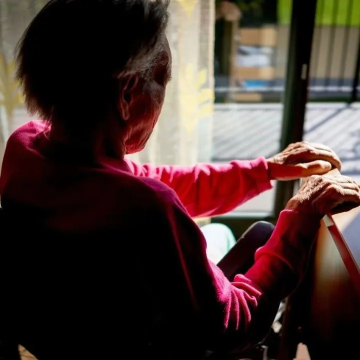 两会关注“三支柱”新平衡 如何让老年人安享晚年？