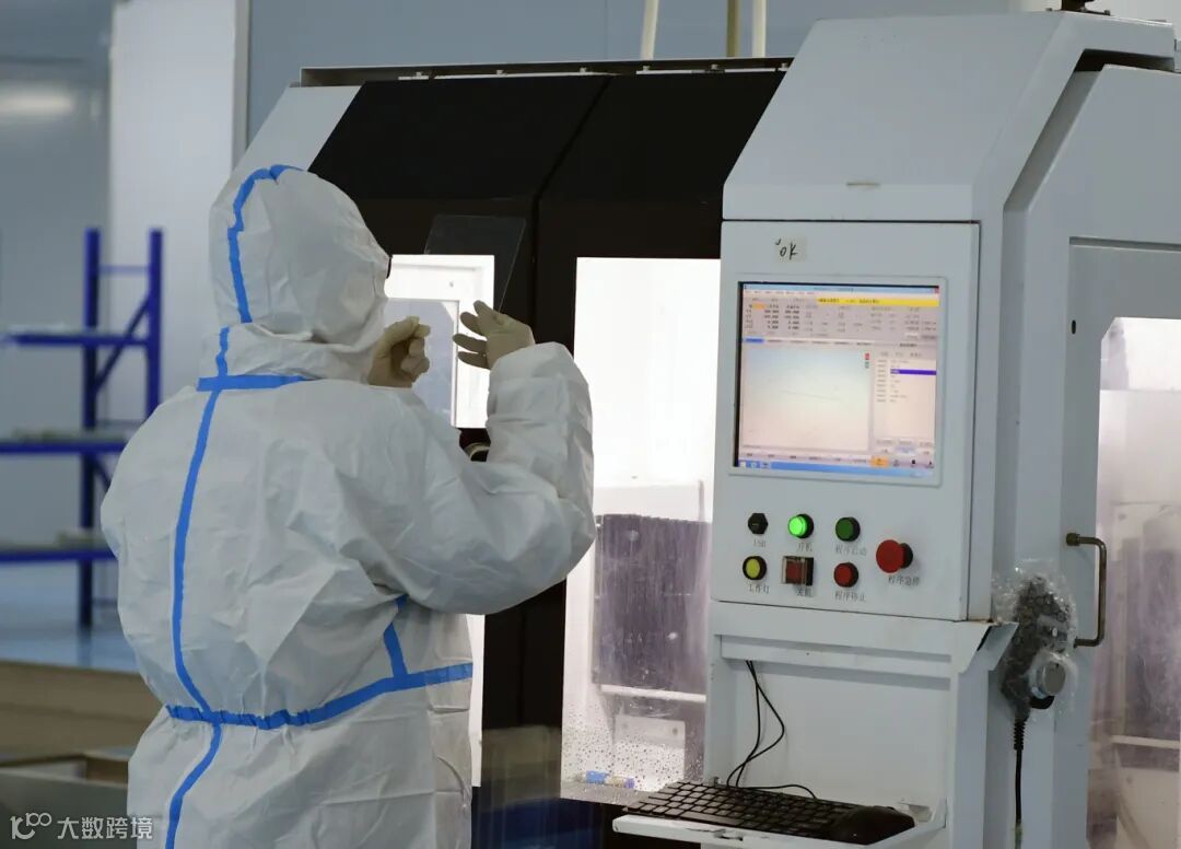 蓬安：虹沣科技智能光学玻璃改版生产项目_DSC2780 - 副本.JPG