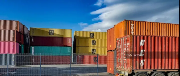 国内货代为什么不直接找老外做生意