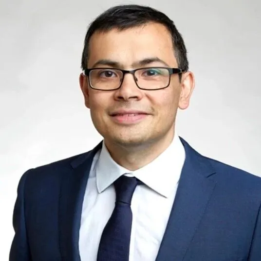 DeepMind创始人哈萨比斯的警示：天使翩翩起舞时，魔鬼也会从天而降