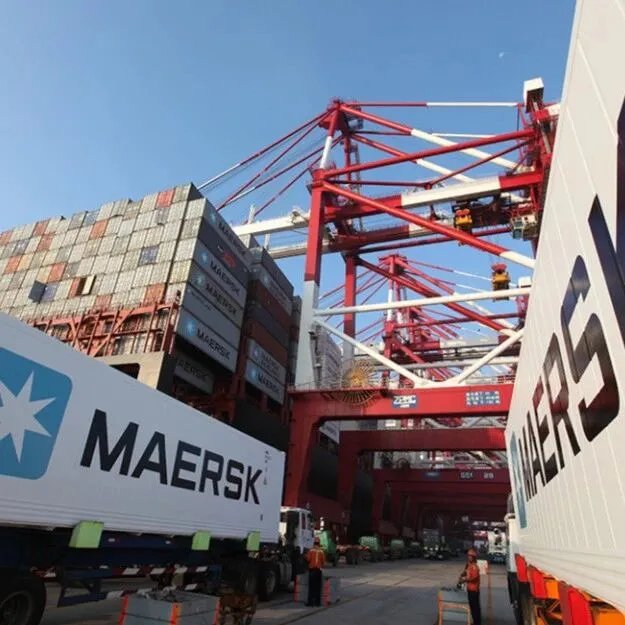 违者最高加收3000美元/柜额外费用？安全抵达加州长滩港，一艘集装箱船被曝损失了89个集装箱！