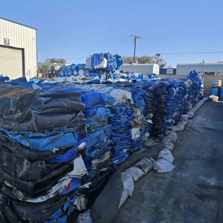 260318-6: 美国HDPE大桶，柜重16-17吨