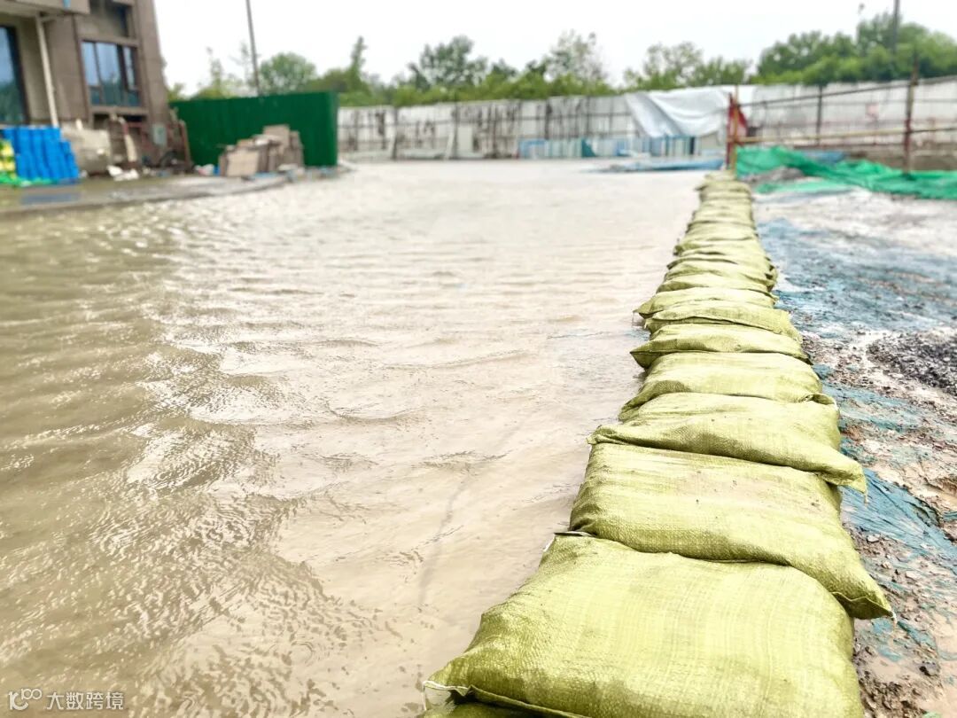 焦作碧桂园项目救灾抢险照片 (9).jpg