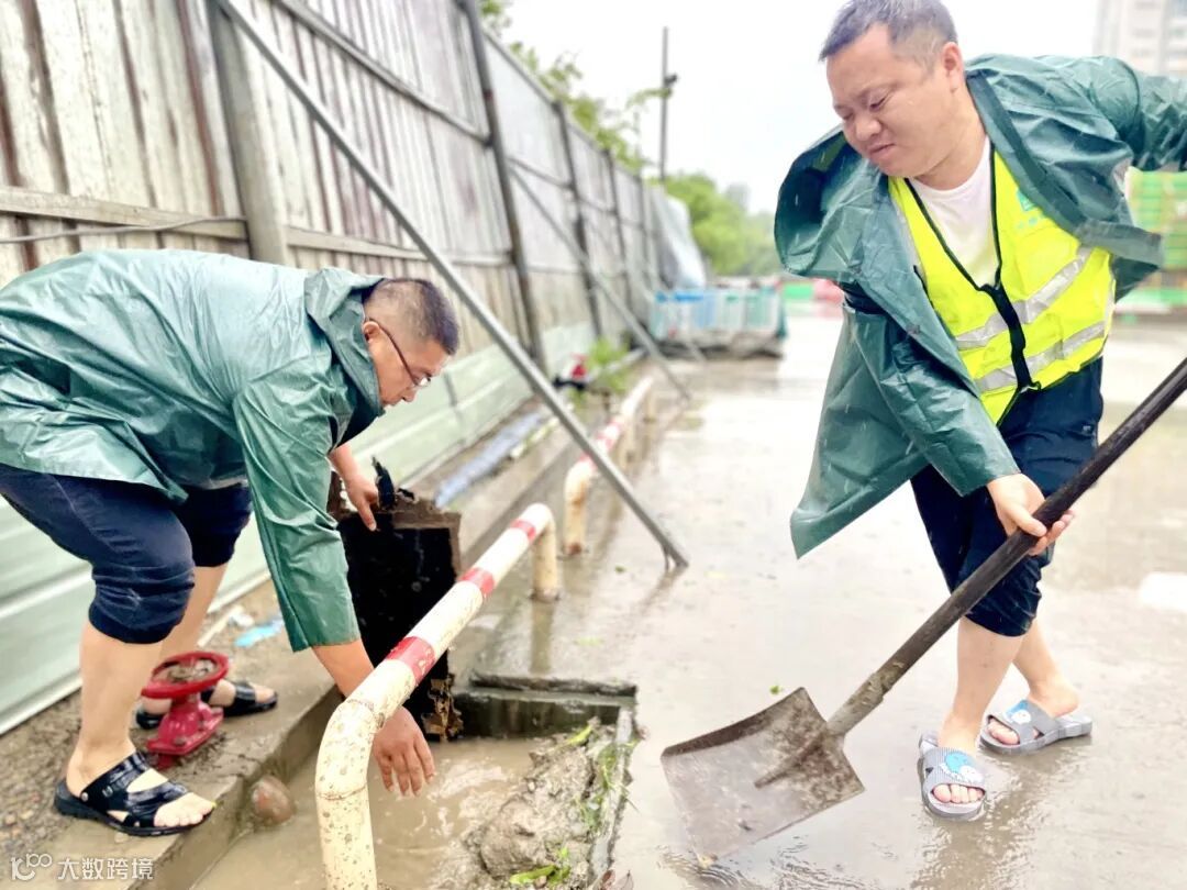 焦作碧桂园项目救灾抢险照片 (7).jpg