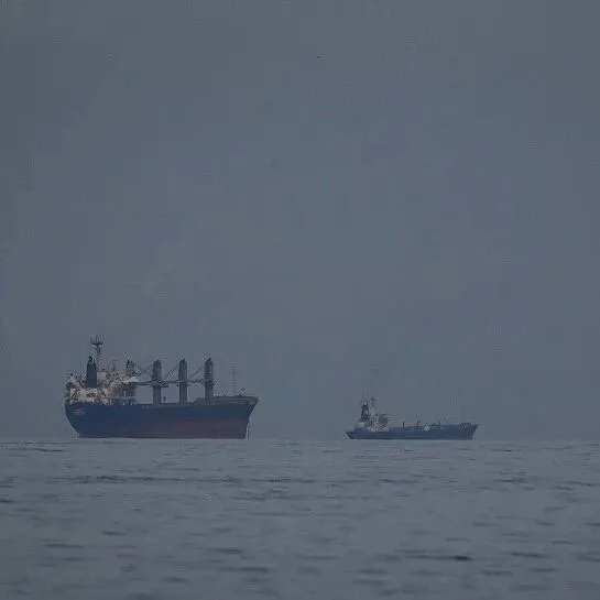 突发！霍尔木兹海峡面临彻底关闭风险，世卫组织警告中东战事到了“危险阶段”