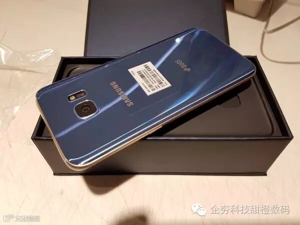 blue-coral-galaxy-s7-edge-unboxing-14.jpg