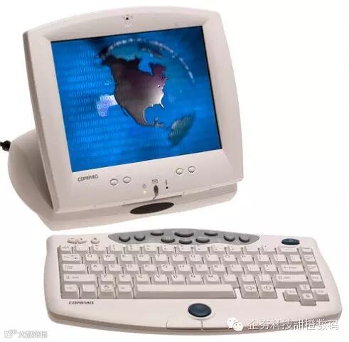 4 394392-compaq-ia-1-2000.jpg