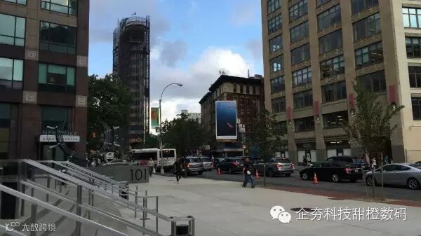 4.7 Photo-P-iPhone-6-Plus-high-res.jpg