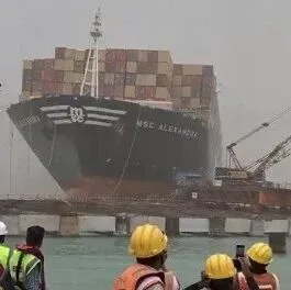 MSC集装箱船遇雷暴脱缆，印度蒙德拉港新码头遭撞击