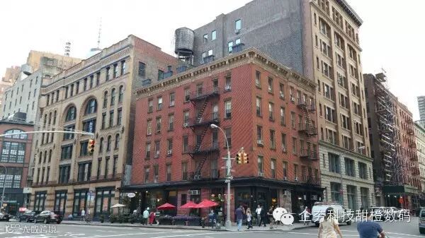 3.4 Photo-I-Note-4-high-res.jpg