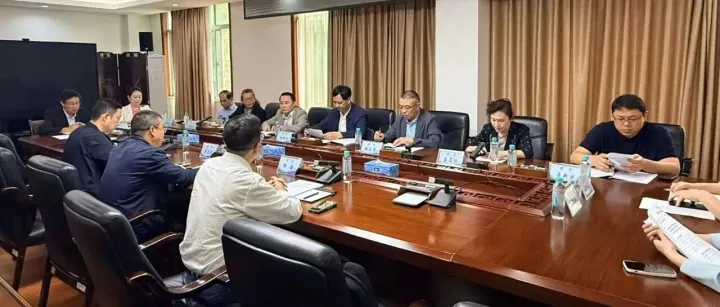 廣西貿(mào)促會牽線搭橋服務(wù)柳工集團食品投資公司與進出口貿(mào)易企業(yè)代表交流對接