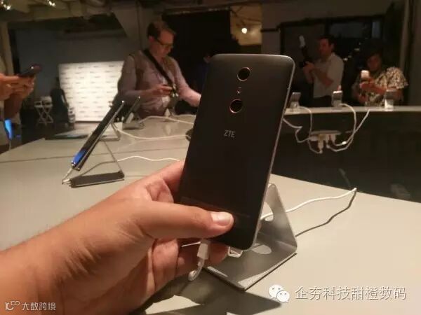 zte-zmax-pro-event-e1468878595940.jpg