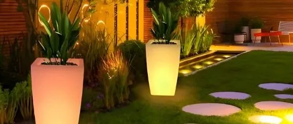 一款會(huì)發(fā)光的花盆，狂賣980萬美金！這家工廠只做對(duì)了一件事