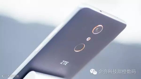 ZTE-ZMAX-Pro-6.jpg
