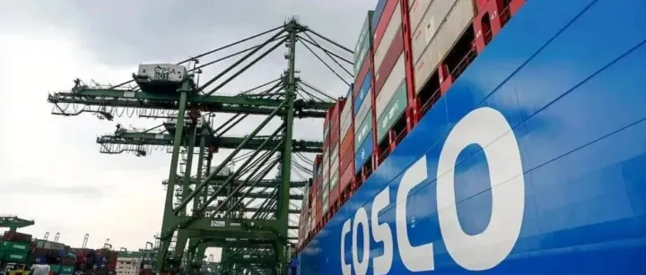 官方说明，中远海运恢复接收中东订舱后，是直航还是内陆中转