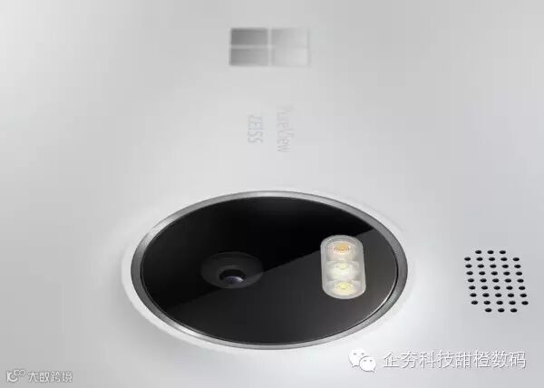 Lumia_950XL_Marketing_04_White.jpg