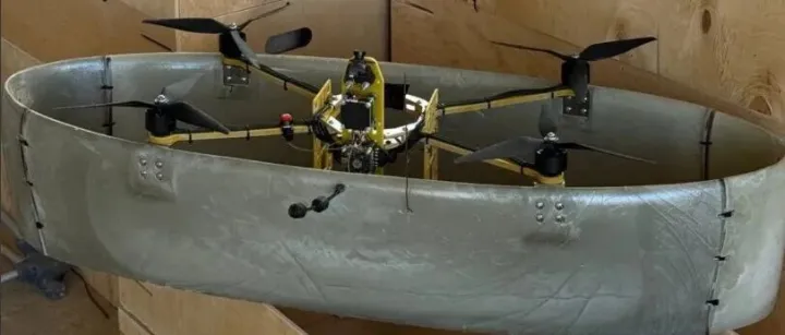 俄罗斯首次公开展示环形翼设计KVS光纤FPV无人机