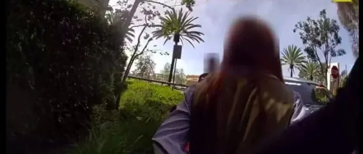 長(zhǎng)發(fā)飄飄華女盜他人卡 名店狂消費(fèi) 結(jié)果...