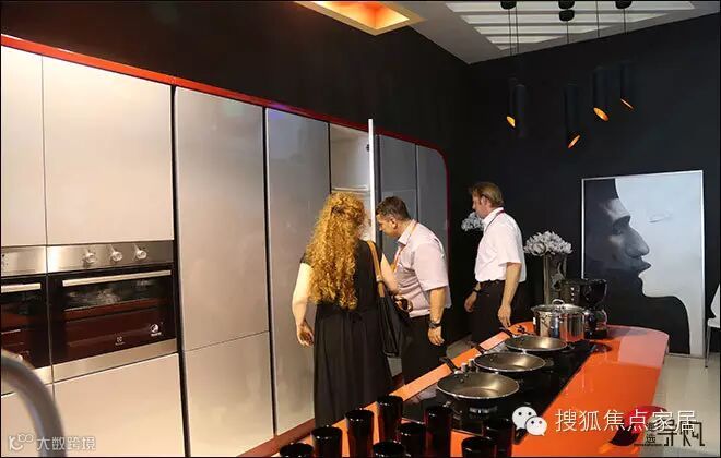 士巴赫橱柜功能分区合理