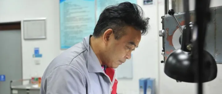 “每次打電話，聽到的都是轟隆隆的聲音！”