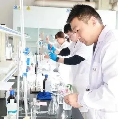 马鞍山首创水务开展化验员职业技能测评与业务能力培训