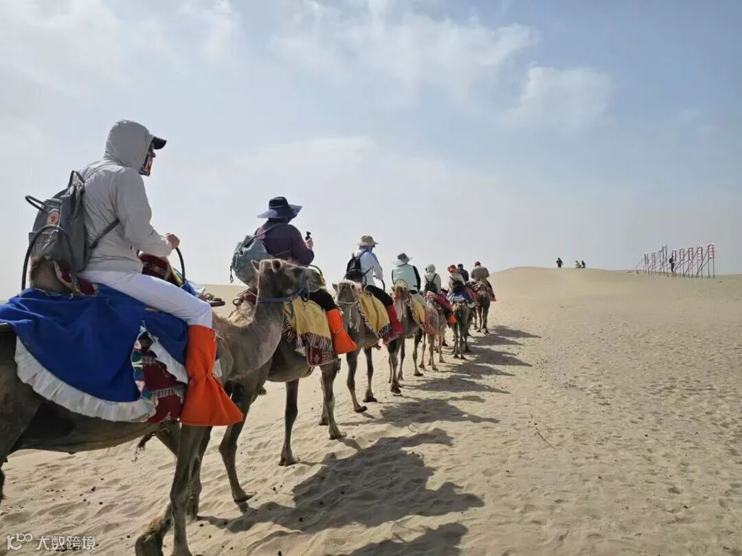 11.《新丝路》 摄影：李西良.jpg